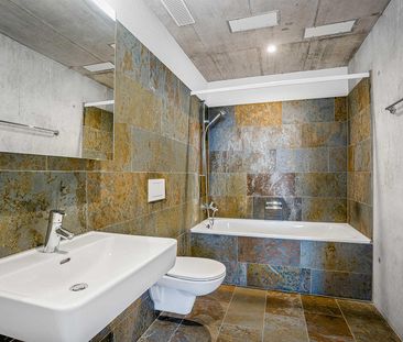 Helle 2.5-Zimmer-Wohnung mit moderner Küche und eigenem Sitzplatz - Photo 4