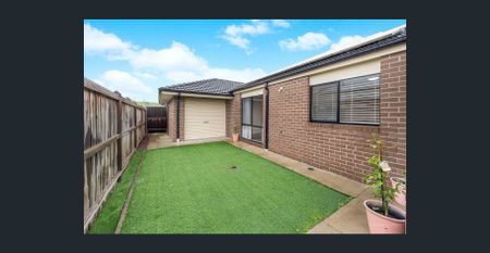 4 bedroom living in Grandvue Estate! - Photo 5