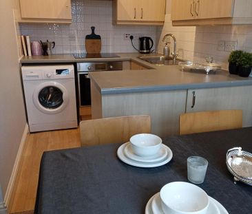 1 bedroom apartment to rent - Photo 2