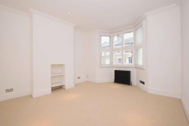 3 bedroom terraced house to rent - Photo 1