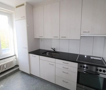 Helle und geräumige Wohnung an Zentraler Lage! - Photo 3