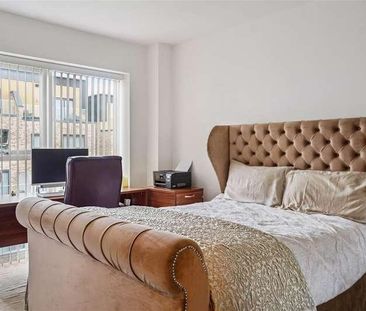 Noel Coward Avenue, Denham Film Studios, UB9 - Photo 4