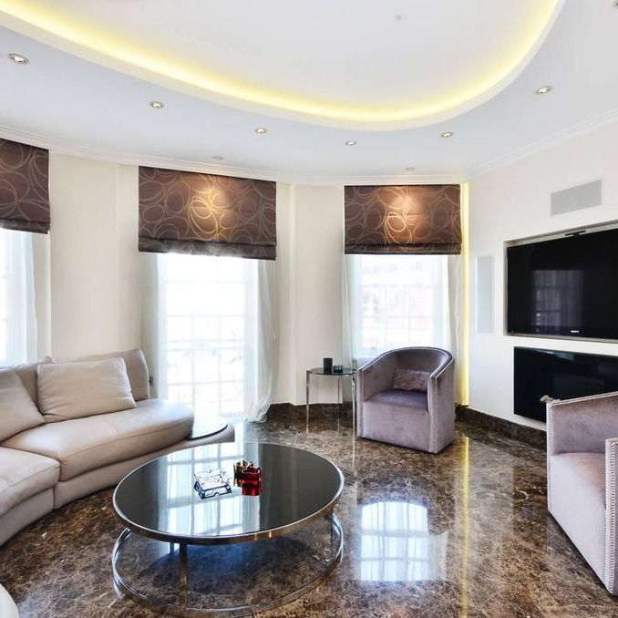 3 bedroom flat to rent - Photo 1