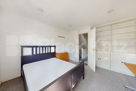 Generous four bed house, Includes heating & hot water - Photo 4