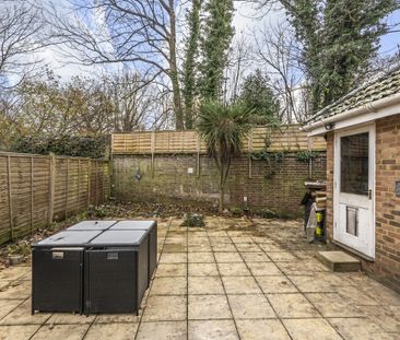 3 bedroom semi-detached house to rent - Photo 4