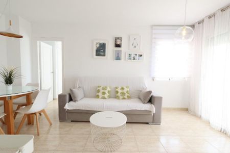 Apartamento 9ª planta en Campoamor. - Photo 2