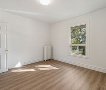 For Lease - 21 Plymonth Road, Welland, Ontario - Photo 3