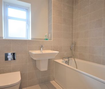 2 bedroom maisonette to rent - Photo 6