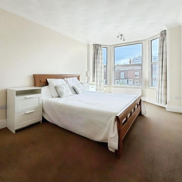1 bedroom in a house share to rent - Photo 1