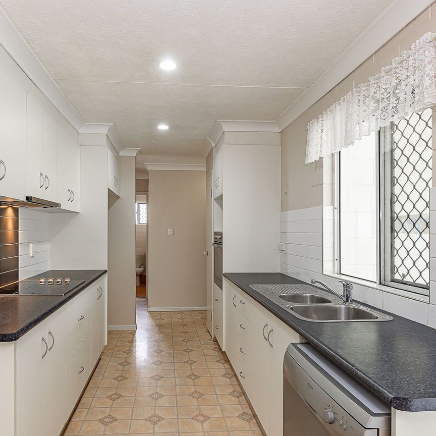 14 Goldfinch Court, Condon - Photo 1