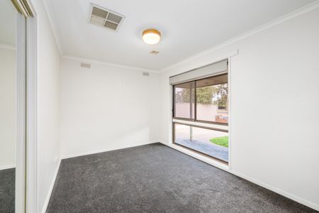 93 Numurkah Road, SHEPPARTON VIC 3630 - Photo 3