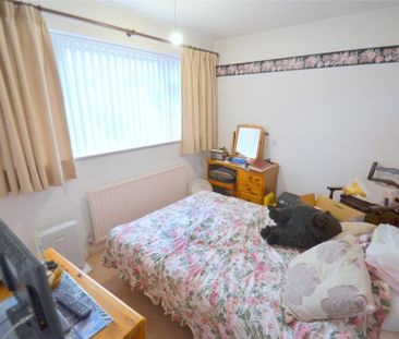3 bedroom semi-detached house to rent - Photo 3