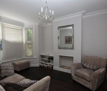 2 bedroom semi-detached house to rent - Photo 3