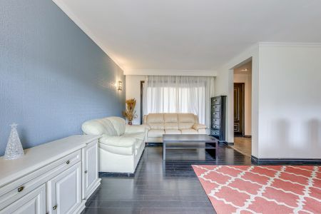 For Lease - 426 Lees Lane, Oakville, Ontario - Photo 3