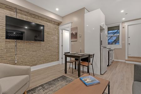For Lease - 216 Seaton Street Unit# Primary Bedroom, Toronto, Ontario - Photo 4