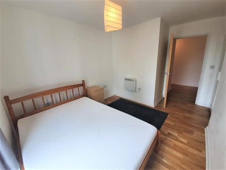 Nankeville Court , Surrey - 2 bedrooms Property for lettings - Seymours - Photo 3