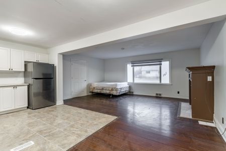 For Lease - 261 Barrie Road Unit# Main & Upper, Orillia, Ontario - Photo 3