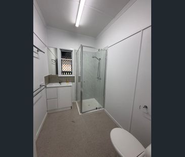 Characteristic Family Home! - Photo 5