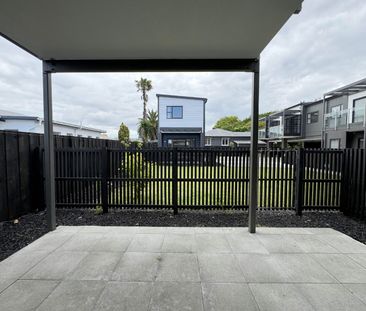 1/7 Russell Road, Manurewa - Photo 1