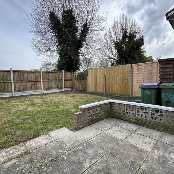 2 bedroom house to rent - Photo 1