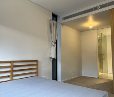 8 Park Lane, Chippendale NSW 2008 - Apartment For Rent | Domain - Photo 3