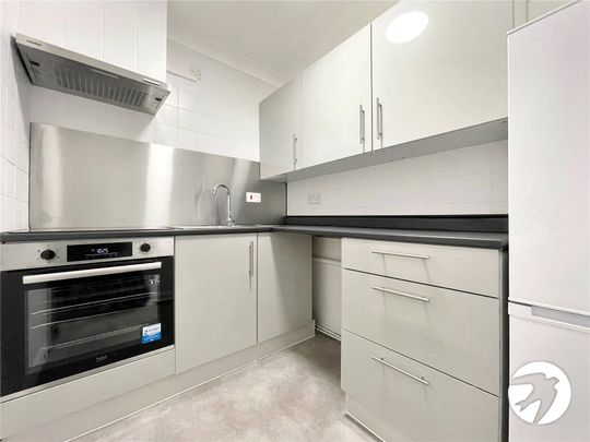 1 bedroom property to rent - Photo 1