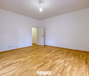 Wunderschöne Altbauwohnung! Zentral begehbar! Hochparterre & straßenseitig! - Foto 2