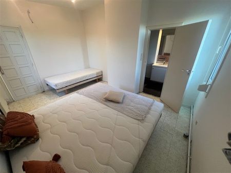 Gezellige vrijstaande woning met 1 slaapkamer en zeer grote tuin met open zicht op het groen+ ruime garage en bergplaats - Photo 4