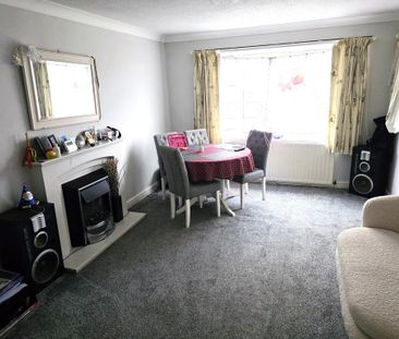 2 bedroom bungalow to rent - Photo 2