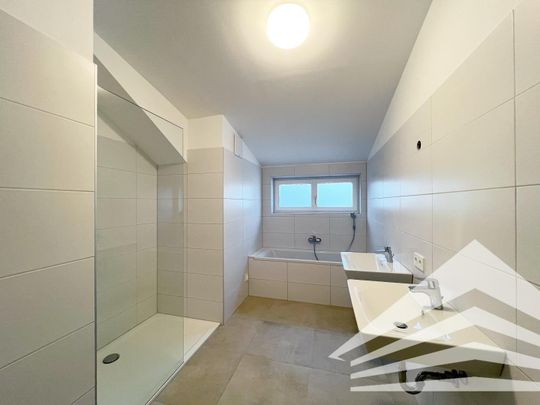 Sensationelles 4-Zimmer Penthouse mit großem Balkon in Puchenau! - Photo 1