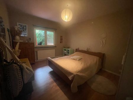 Appartement 2 chambres, terrasse, balcon, garage et cave - Photo 4