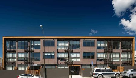 Welcome to apartment 101A in Vedado Apartments. - Photo 3