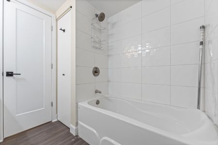 For Lease - 6643 Bilberry Drive Unit# A, Orleans - Convent Glen and Area, Ontario - Photo 3