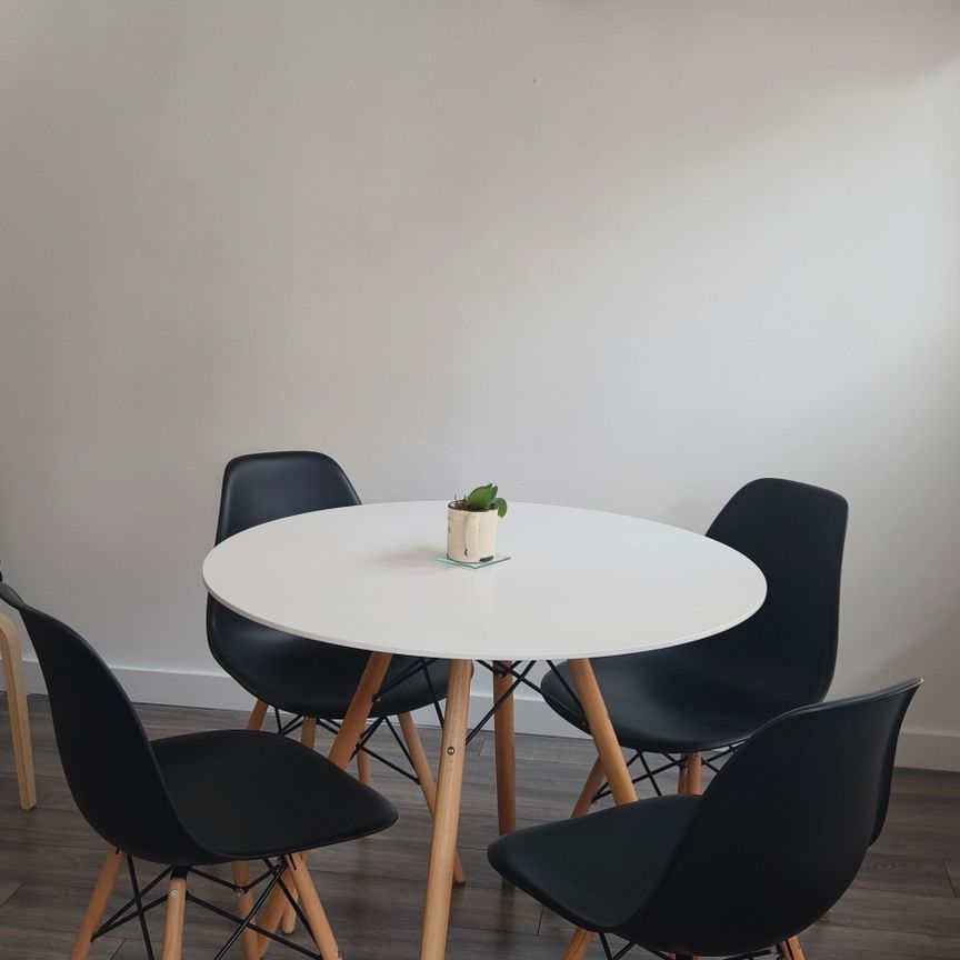 For Lease - 801 King Street Unit# 103, Toronto, Ontario - Photo 1