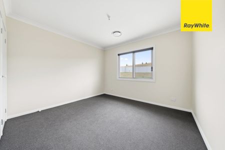 Luxrious Brand New Bugendore 4 bedroom Home - Photo 4