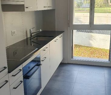 Très bel appartement de 2.5 pièces entièrement rénové avec balcon - Foto 6