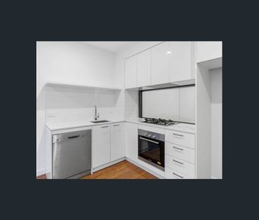 Effortless Living In Brunswick West - Photo 4