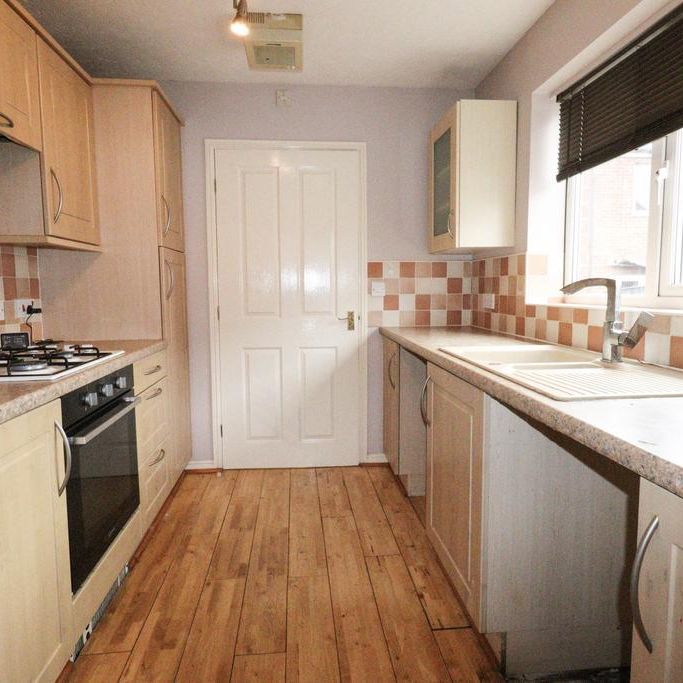 2 bedroom detached bungalow to rent - Photo 1