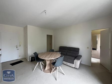 Location Appartement 2 pièces 38m² LAVAL 53000 - Photo 3