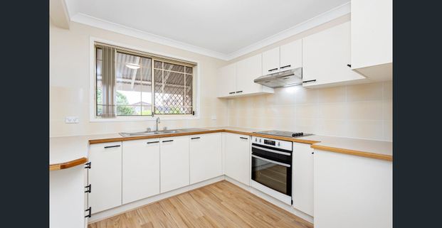 Quality 3 Bedroom Home in Highly Desirable Area - Photo 1