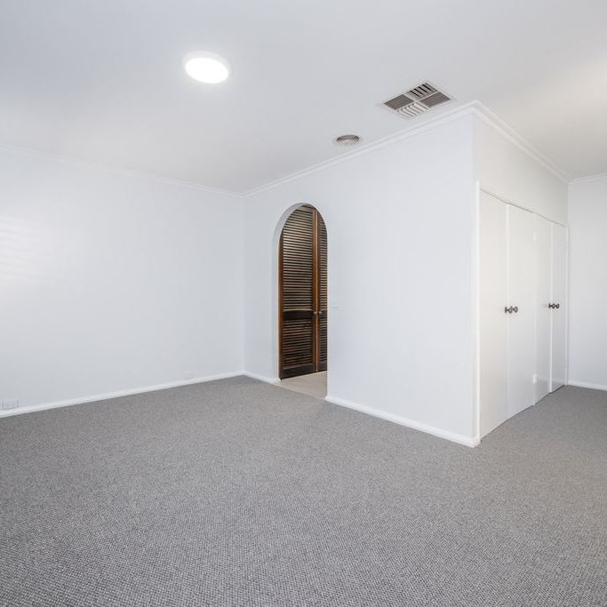 Renovated Beauty! - Photo 1