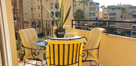 Ground Floor Apartment in Torrequebrada - Photo 5