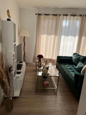 A LOUER ANGERS HAUT DE ST AUBIN - Appartement au 2ème ... - Photo 2