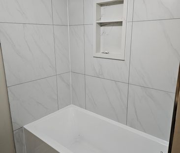 For Lease - 159 Jeffcoat Drive, Toronto, Ontario - Photo 2