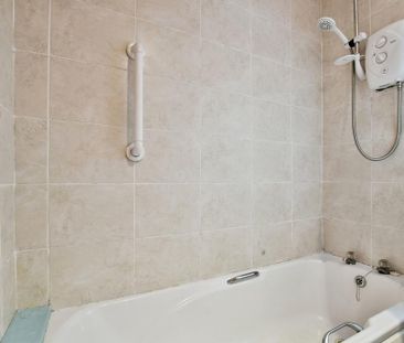 2 bedroom terraced house to rent - Photo 5