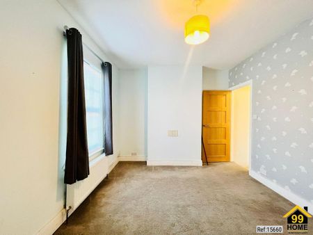 2 bedroom terraced house to rent - Photo 3