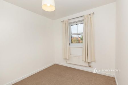 3 bedroom terraced house to rent - Photo 4