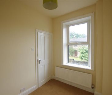 4 bedroom terraced house to rent - Photo 1