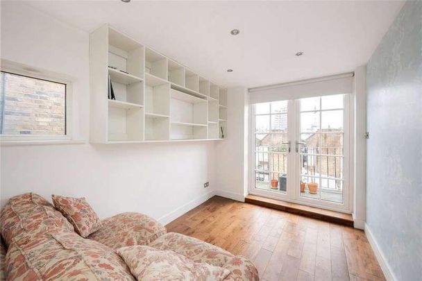 Campden Hill Road, Kensington, London, W8 - Photo 1