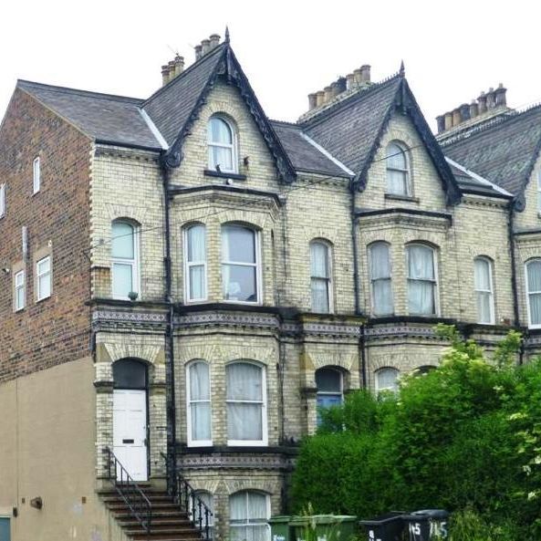 3 bedroom flat share to rent - Photo 1